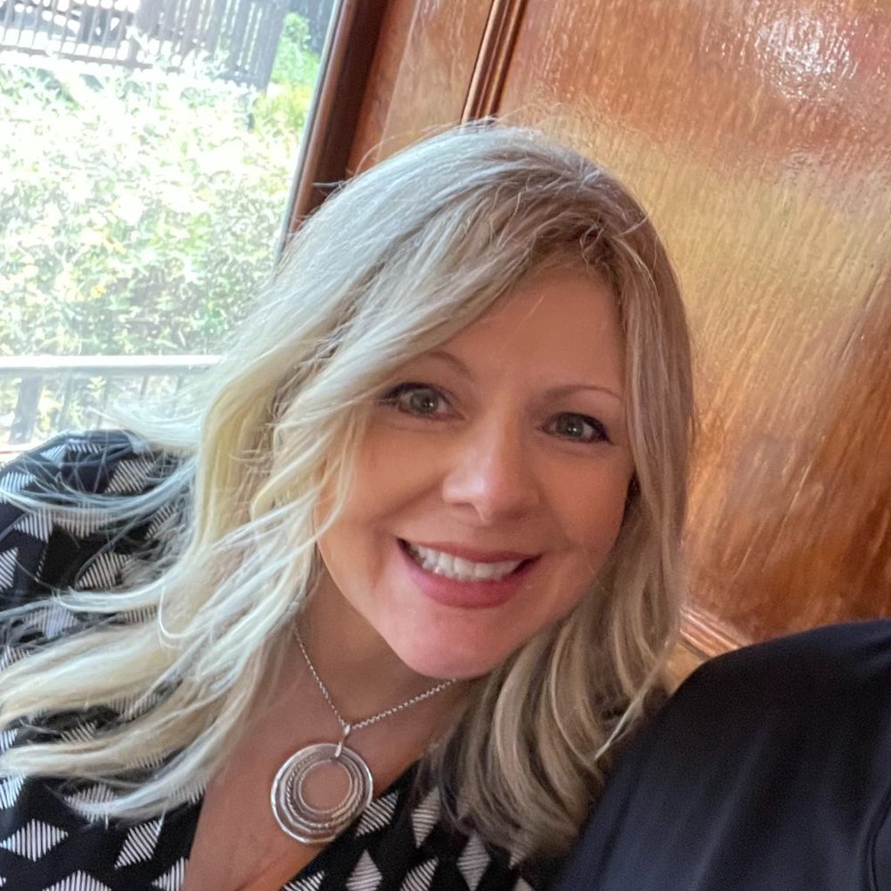 Meet your Posher, Deborah